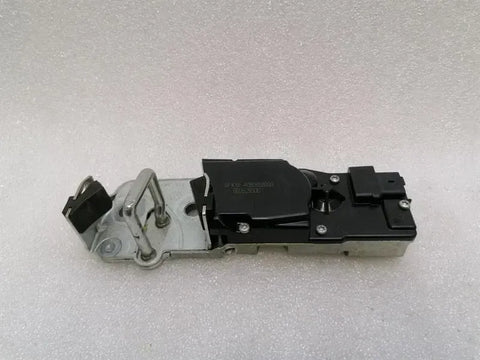 Ferrari GTC4 Lusso F151M Boot Lock 83629000 Tailgate Lock