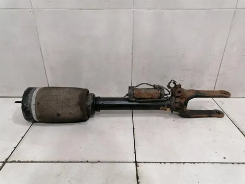 Mercedes ML63 AMG W164 Shock Absorber Front A1643202213 Front Shock Absorber M156