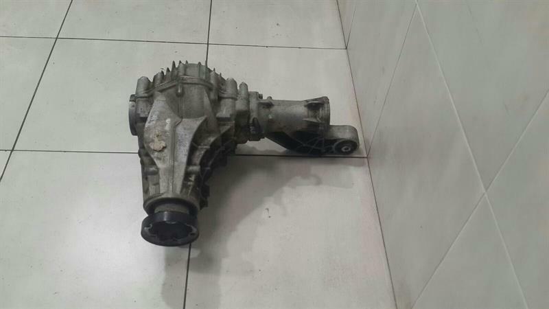 Mercedes R63 AMG W251 Front Diff A1643302702 Differential Front Ratio 3.45