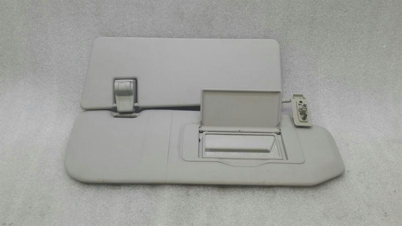 Mercedes R Class W251 Sun Viewfinder A2518100410 Sun Bezel Right Grey