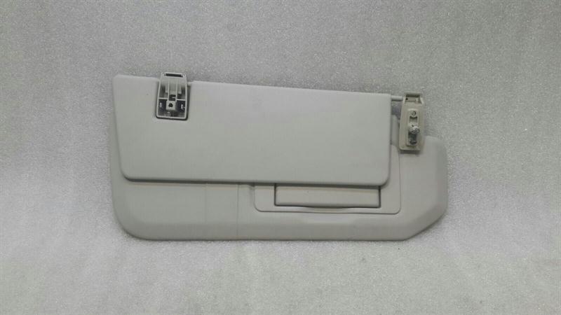 Mercedes R Class W251 Sun Viewfinder A2518100410 Sun Bezel Right Grey