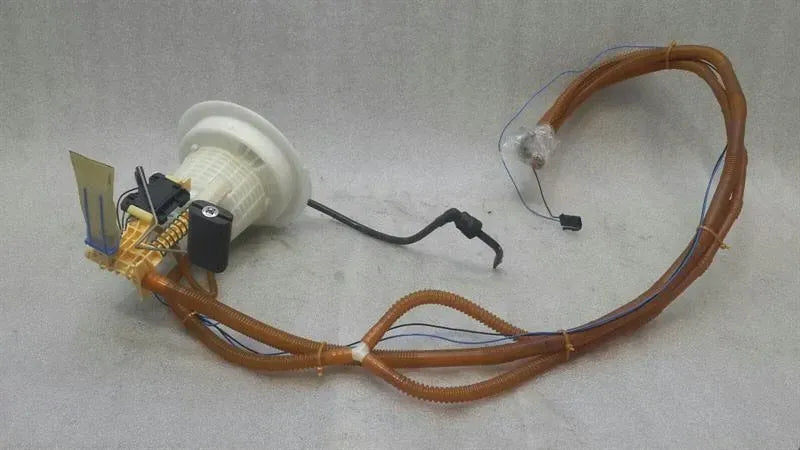 Mercedes R63 AMG W251 Fuel Transmitter Unit A2514700390 Fuel Filter