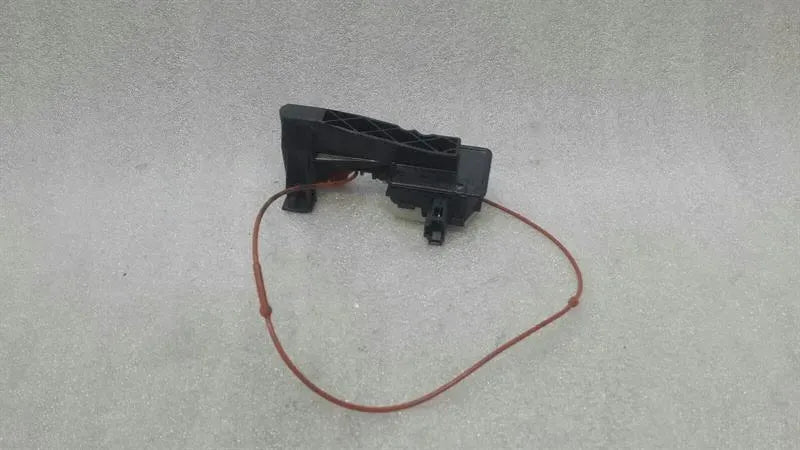 Mercedes R63 AMG W251 Fuel Cap Actuator A2518200197 Fuel Flap Actuator