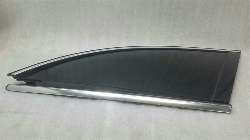 Mercedes R Class W251 Right 1/4 Glass A2516700850 Door Window 1⁄4 Rear Complete