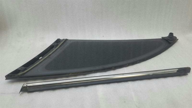 Mercedes R W251 Left Rear 1/4 Glass A2516700750 Door Window 1/4 Rear Left