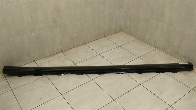 Mercedes R Class W251 AMG LWB LONG LONG side skirt A2516980454 side sills R