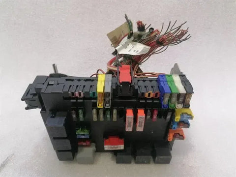 Mercedes S-Class W221 Fuse Box A2215403250 Fuse Box SAM