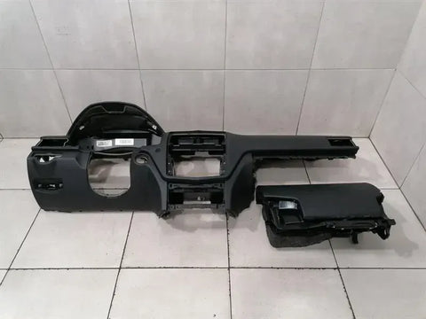 MERCEDES C Class W204 LHD Dashboard A2046800287 Dashboard 9F45 08-11