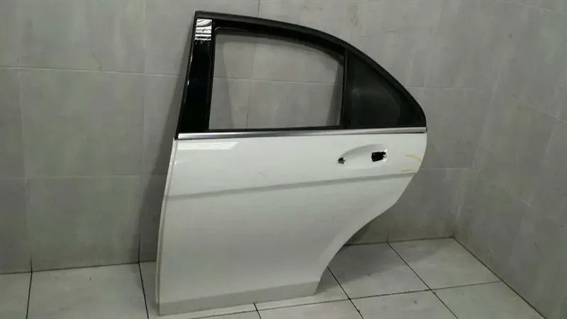 Mercedes C Class W204 Left Rear Door A2047300105 Door Rear Left