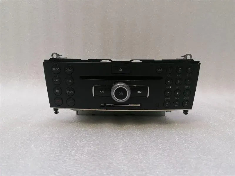 Mercedes C Class W204 CD player A2048703696 audio system controller faulty
