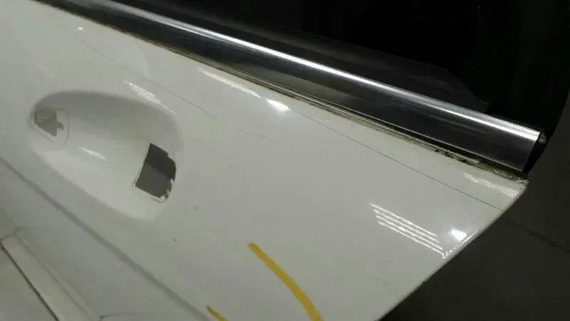 Mercedes C Class W204 Left Rear Door A2047300105 Door Rear Left