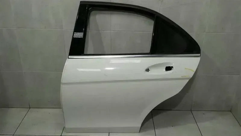 Mercedes C Class W204 Left Rear Door A2047300105 Door Rear Left