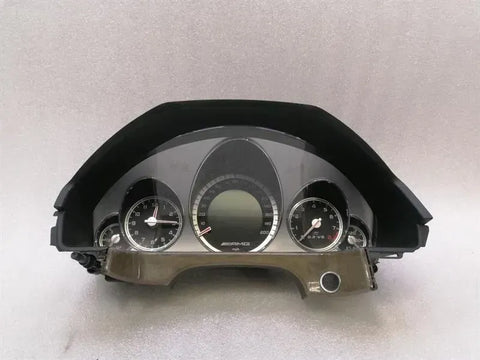 Mercedes E Class W212 Instrument Cluster A2125405848 Speedometer AMG 63 MPH