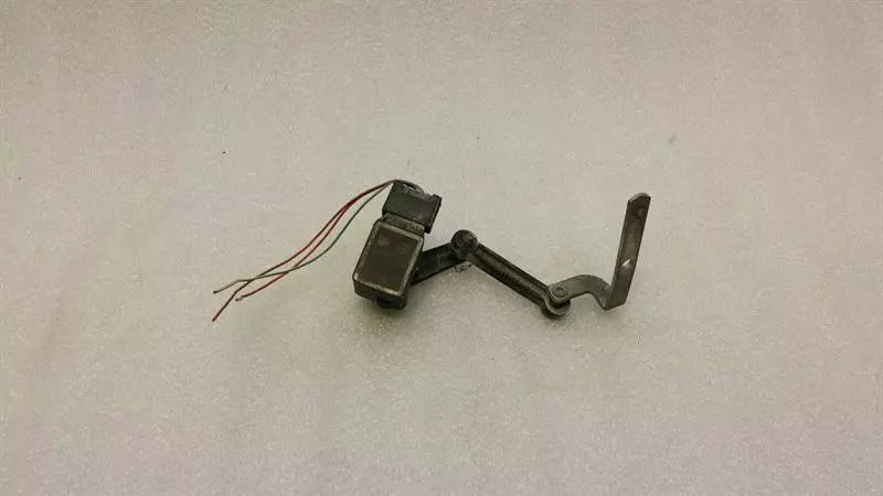 Mercedes ML W164 headlight leveling sensor A0105427717 level sensor