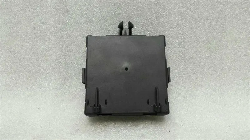 Mercedes C Class W204 Front Right Door Module A2049001506 ECU FRH