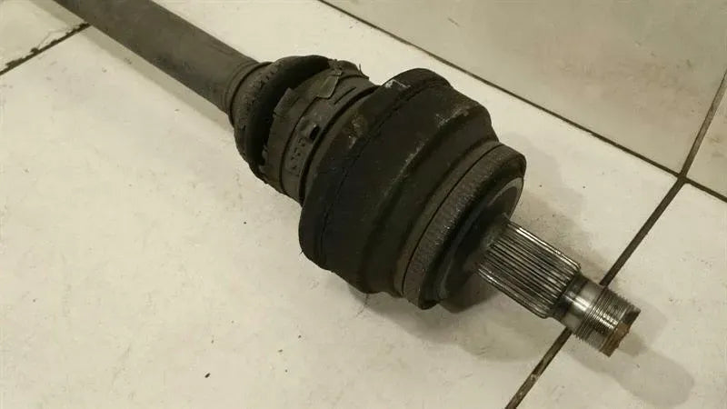 Mercedes C63 AMG W204 Left Drive Shaft A2043501610 Drive Shaft Rear Left