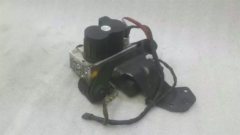 Mercedes W216 ABC Valve A2213200358 Hydraulic Valve ABC Rear Block CL63 S63