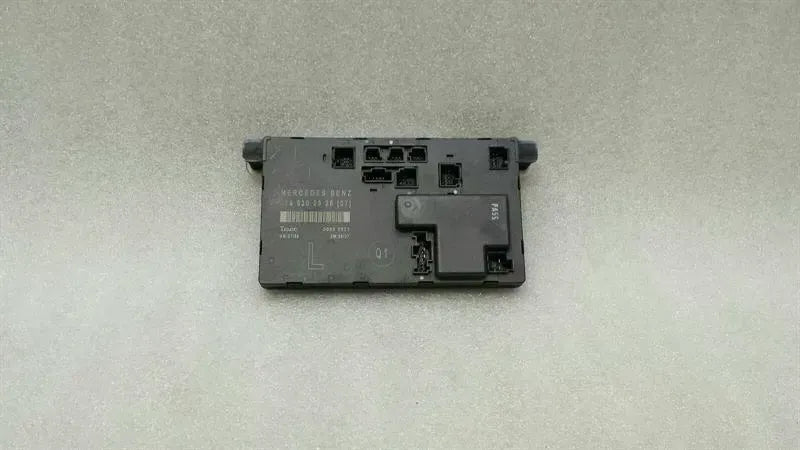 Mercedes CLS W219 front left door module A2198202326 door front left control unit
