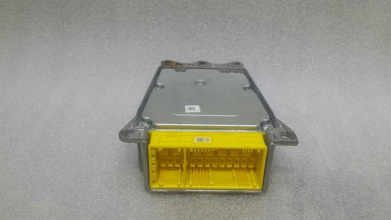 Mercedes CL W216 Safety Module ECU A2218704887 Air Control Unit SRS W221