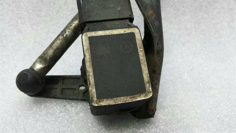 Mercedes CL W216 Headlight Leveling Sensor A0105427717 Level Sensor CL63