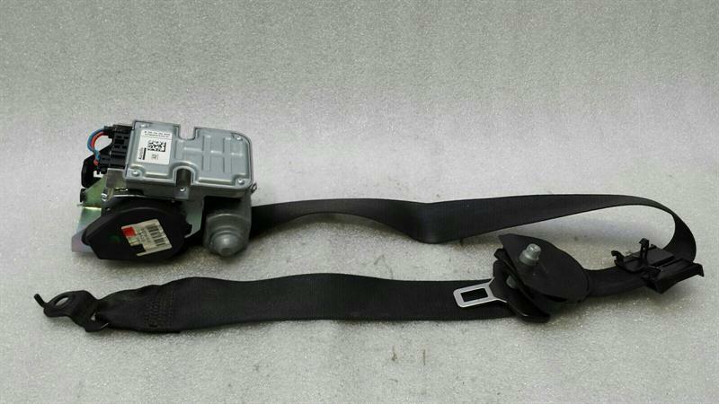 Mercedes CLS W219 left front seat belt A2118605786 seat belt belt front Li