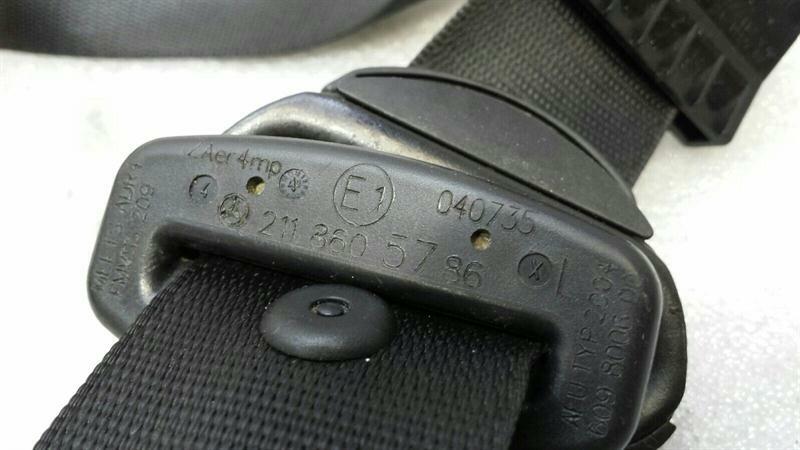 Mercedes CLS W219 left front seat belt A2118605786 seat belt belt front Li