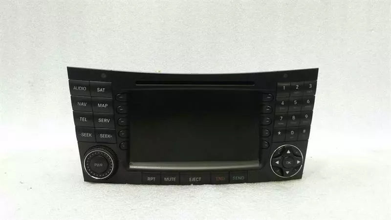 MERCEDES CLS W219 NAVIGATION MONITOR A2118204397 DISPLAY SCREEN COMMAND