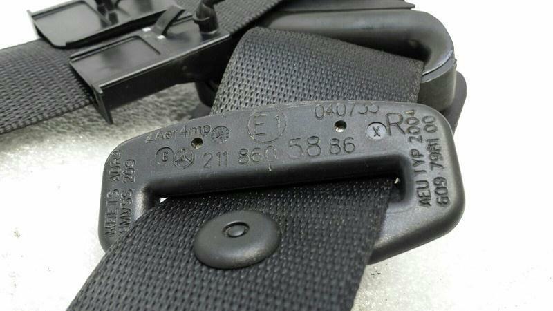 Mercedes CLS W219 front right seat belt A2118605886 seat belt belt front RE