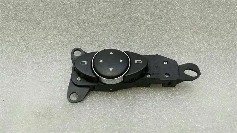 Mercedes CLS 63 AMG W219 Mirror Adjustment Switch A2118215779 Mirror Switch