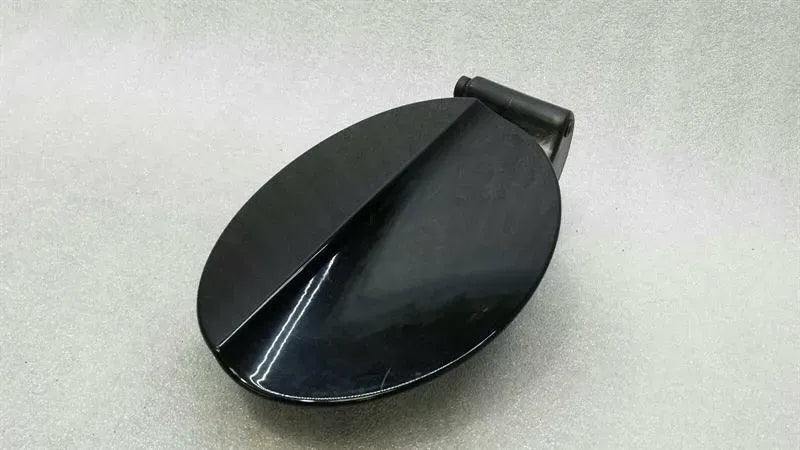 Mercedes CLS63 W219 fuel filler cap A2196300082 fuel cap tank flap black