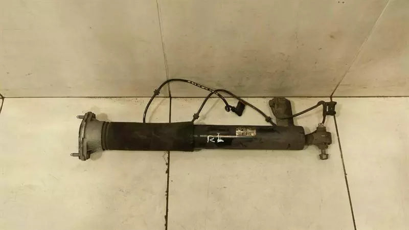 Mercedes W212 Shock Absorber Rear A2123203130 Shock Absorber Rear EDC AMG