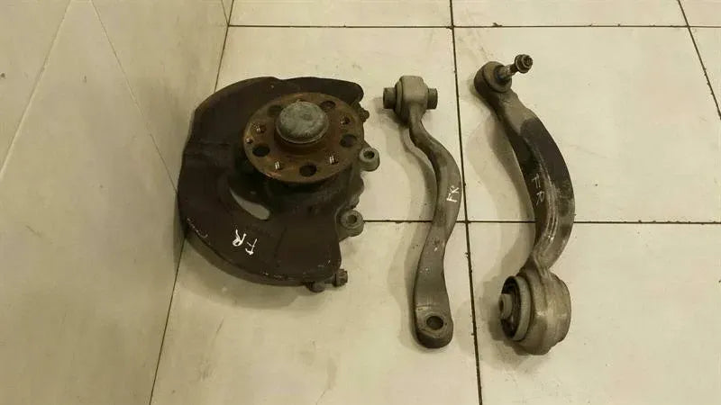 Mercedes W212 FR Hub Set A2123300220 Wheel Bearing Housing Front Right AMG E63 Set