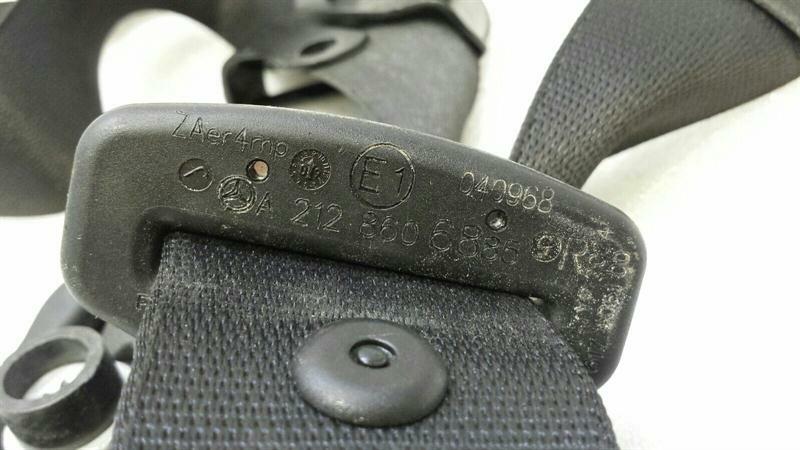 Mercedes W212 front right seat belt A2128606885 seat belt belt front right
