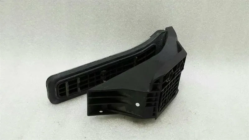 Mercedes E Class W212 Throttle Pedal (Electrical) A2043000204 Throttle AMG