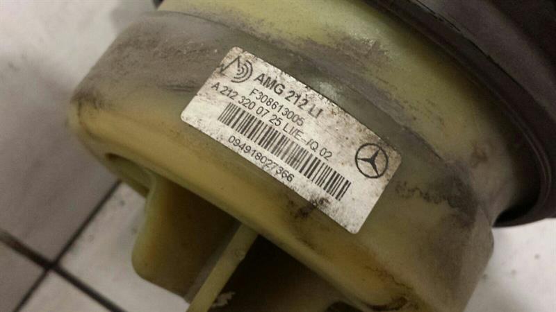 Mercedes W212 Hydragas Unit Rear A2123200725 Air Suspension Rear Left AMG