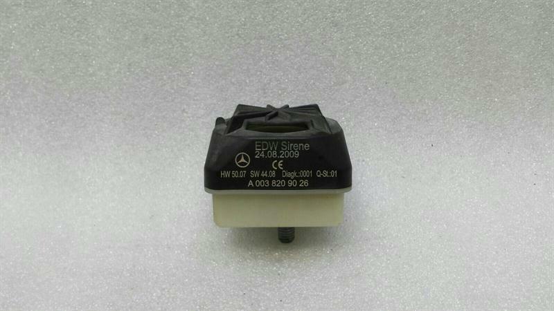 Mercedes E W212 Alarm ECU A0038209026 Siren Alarm Horn Alarm System