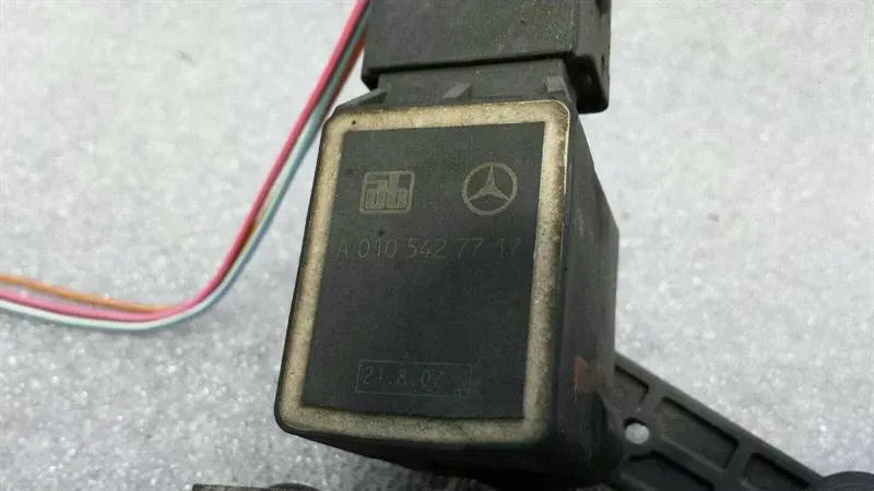 Mercedes ML W164 Xenon Level Sensor A0105427717