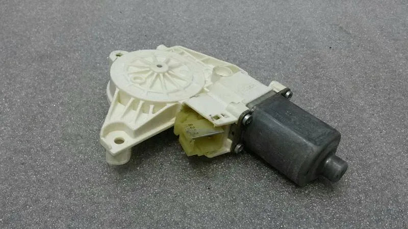 Mercedes ML W164 Front Right Door Window Motor A2518200842 Window Regulator Motor