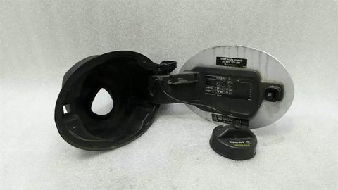 Mercedes ML W164 fuel filler cap A1646300767 fuel cap fuel flap