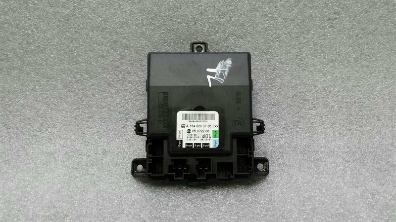 Mercedes ML W164 Front Left Door Electronic Module A1648203785 Control Unit