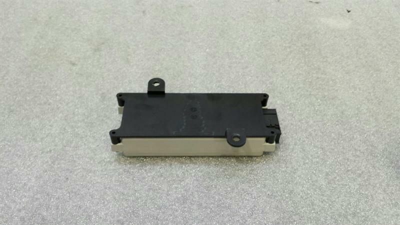 Mercedes ML63 W164 Electronic Module Radio AmplifierA2518201389 Control Unit