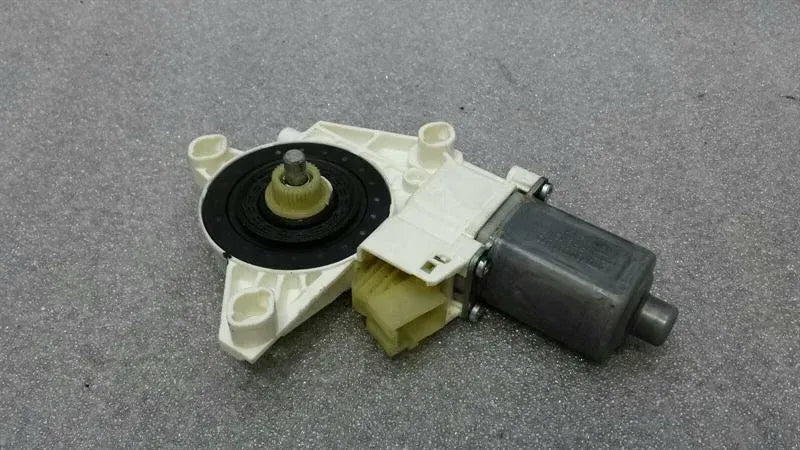 Mercedes ML W164 Front Left Door Window Engine A2518200742 Power Window Motor