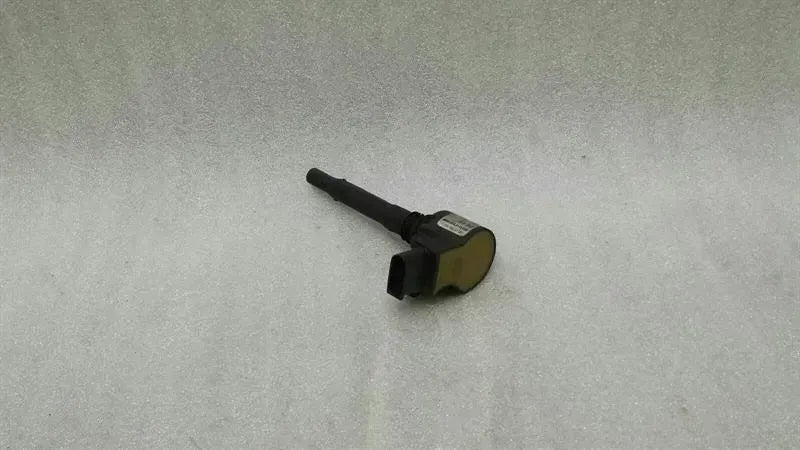 Mercedes CLS W219 Ignition Coil A1561500380 Ignition Coil CLS63 E63 AMG M156 6.3