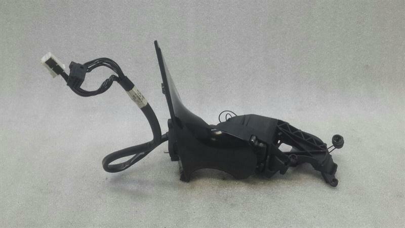 Mercedes CLS W219 left door mirror frame A2198100176 exterior mirror frame left