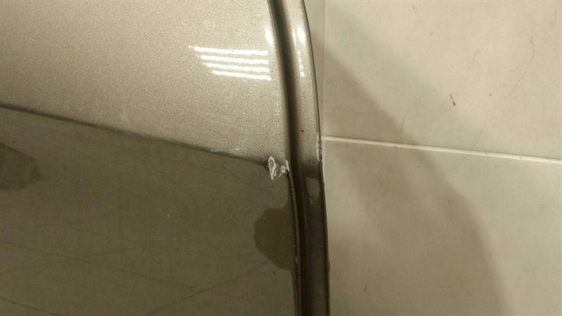 Mercedes E Class W212 right front door A2127200205 door front right defect