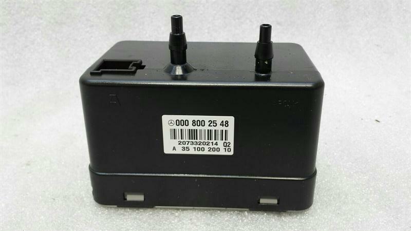 Mercedes CLS W219 Vacuum Pump A0008002548 Vacuum Pump