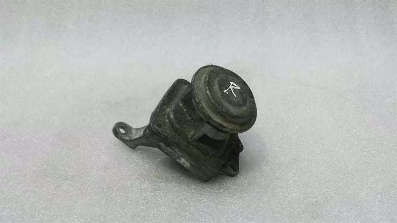 2009 Mercedes E Class W212 EGR Valve A1561401060 EGR Valve