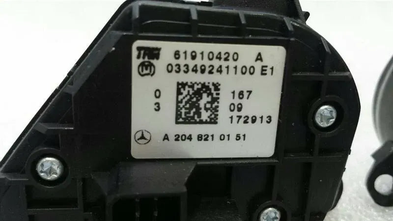 Mercedes E W212 Steering Wheel MFL Switch Set of 2 A2048210051 Switch Steering Wheel