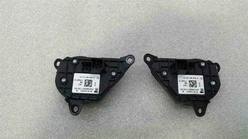 Mercedes E W212 Steering Wheel MFL Switch Set of 2 A2048210051 Switch Steering Wheel