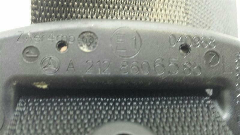 Mercedes E W212 left front seatbelt A2128606585 seat belt front left